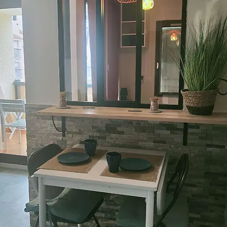 Climatisé Avec Wifi, Piscine Et Parking à Coudalère - Fr-1-195-112 Apartamento *